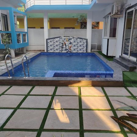 Queen Of Queen'S Otel Calangute Dış mekan fotoğraf