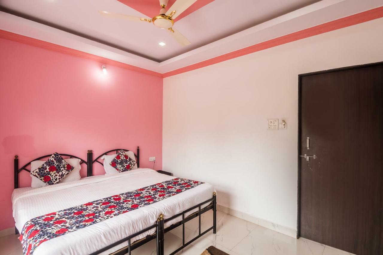 Queen Of Queen'S Otel Calangute Dış mekan fotoğraf